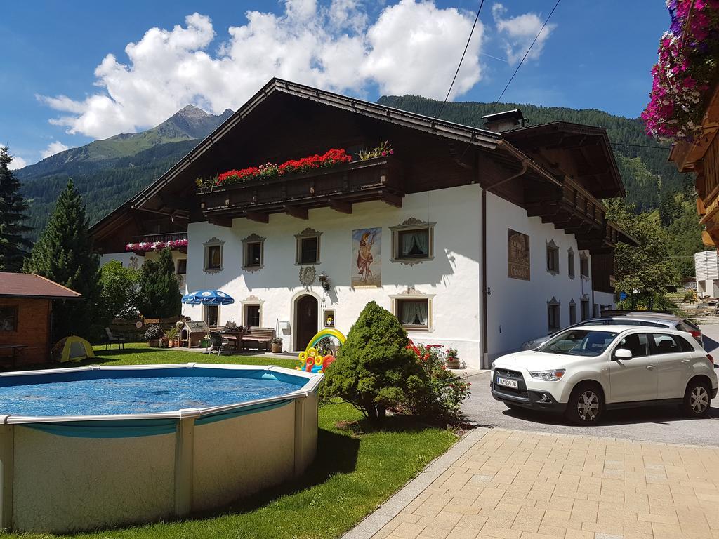 Ferienwohnung Griesshof Neustift im Stubaital Exterior foto